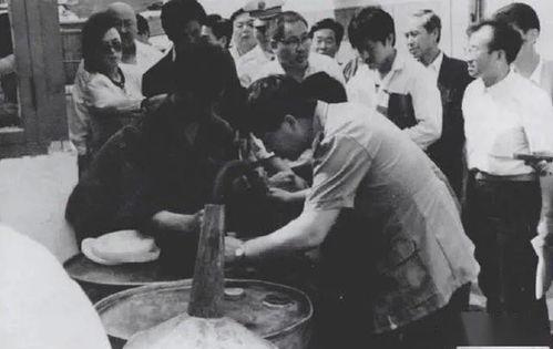 成县网红吃瓜事件始末