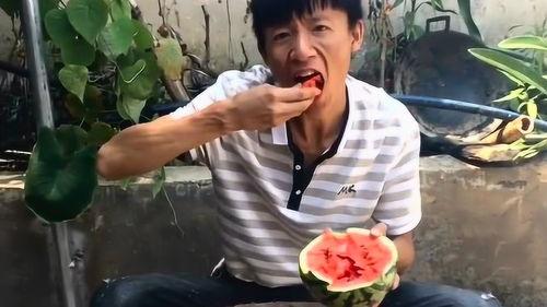 吃瓜网云南傈僳族小伙,吃瓜网上的民族风采展示