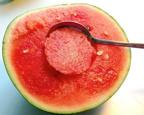 网红吃瓜大勺子图片大全,盘点趣味横生的美食瞬间