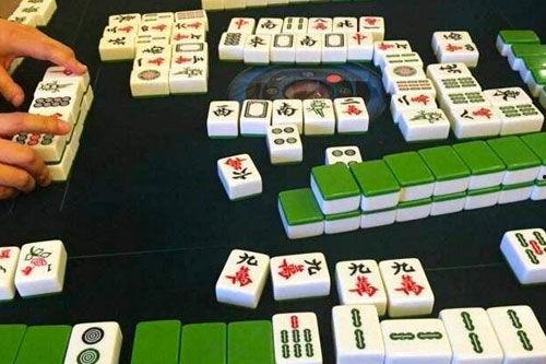 吃瓜网红麻将视频,牌局风云，笑料百出