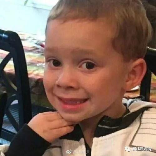 吃瓜图片网红男孩头像,网红男孩头像的吃瓜风采