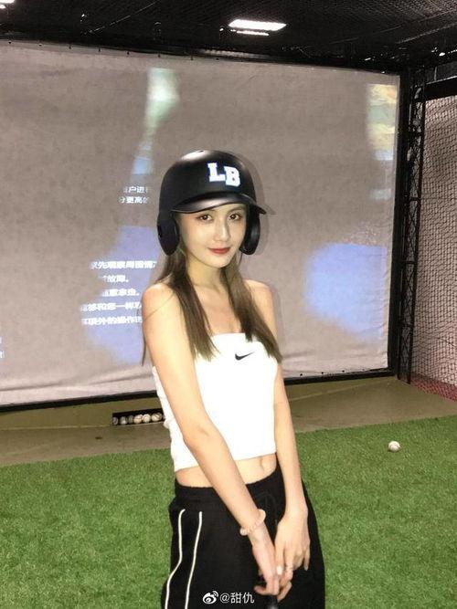 网红和王校长吃瓜,一场吃瓜盛宴背后的故事