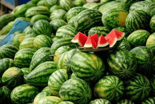 网红吃瓜版,揭秘娱乐圈幕后真相，带你领略明星们的真实生活