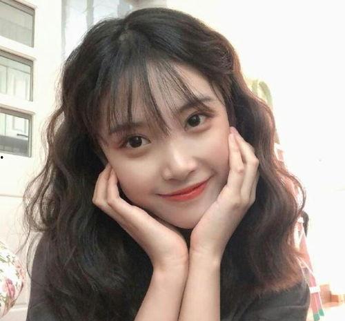 网红劲爆吃瓜图片头像女,女生头像背后的惊人故事