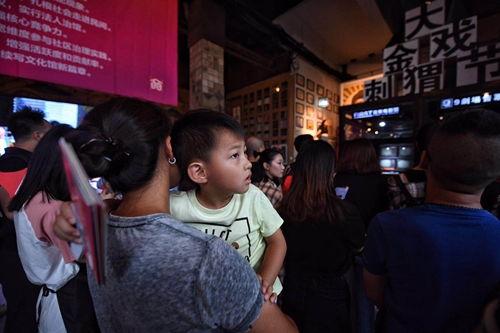 朝阳群众吃瓜网曝黑料,揭秘娱乐圈幕后真相