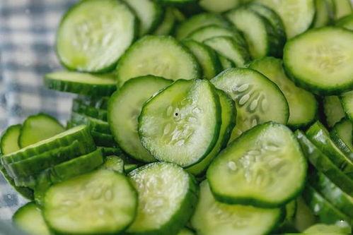 吃网瓜,揭秘网络八卦背后的真相