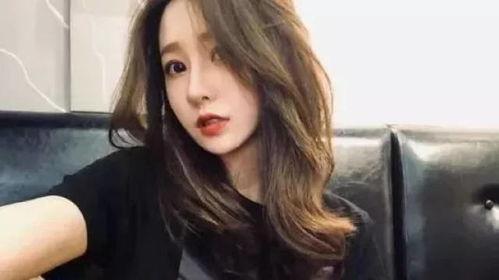 抖音网红美女 吃瓜,揭秘娱乐圈幕后真相！”