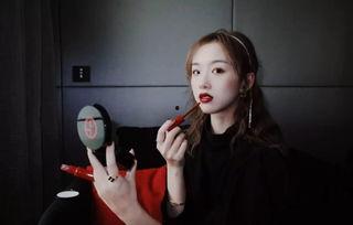 微博网红吃瓜博主是谁呀,揭秘微博网红吃瓜博主的真实身份